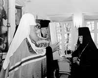 25 октября 2002 года Святейший Патриарх Московский и всея Руси Алексий II примет участие в праздновании 165-летия Крестовоздвиженского Иерусалимского ставропигиального женского монастыря в селе Лукино Домодедовскою района Московской области